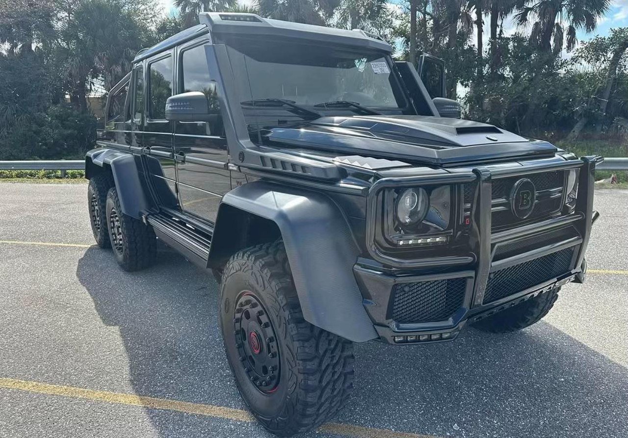 Mercedes-Benz G63 AMG 6×6 Brabus