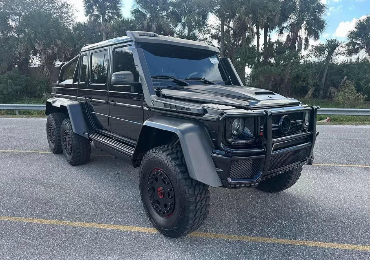 Mercedes-Benz G63 AMG 6×6 Brabus