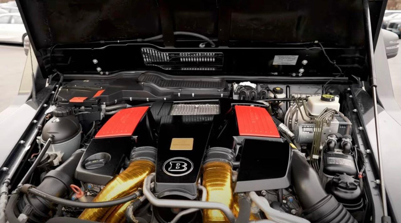 Mercedes-Benz G63 AMG 6×6 Brabus