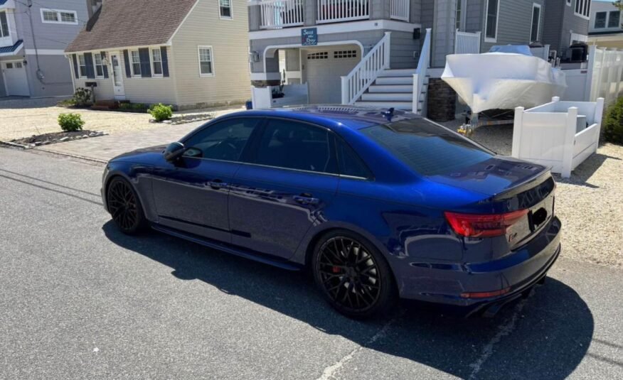 Audi S4