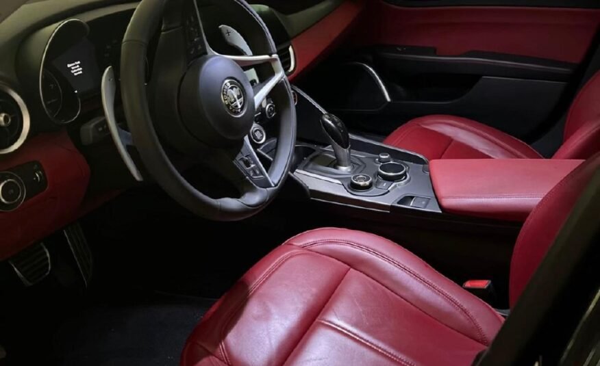 Alfa Romeo giulia q4