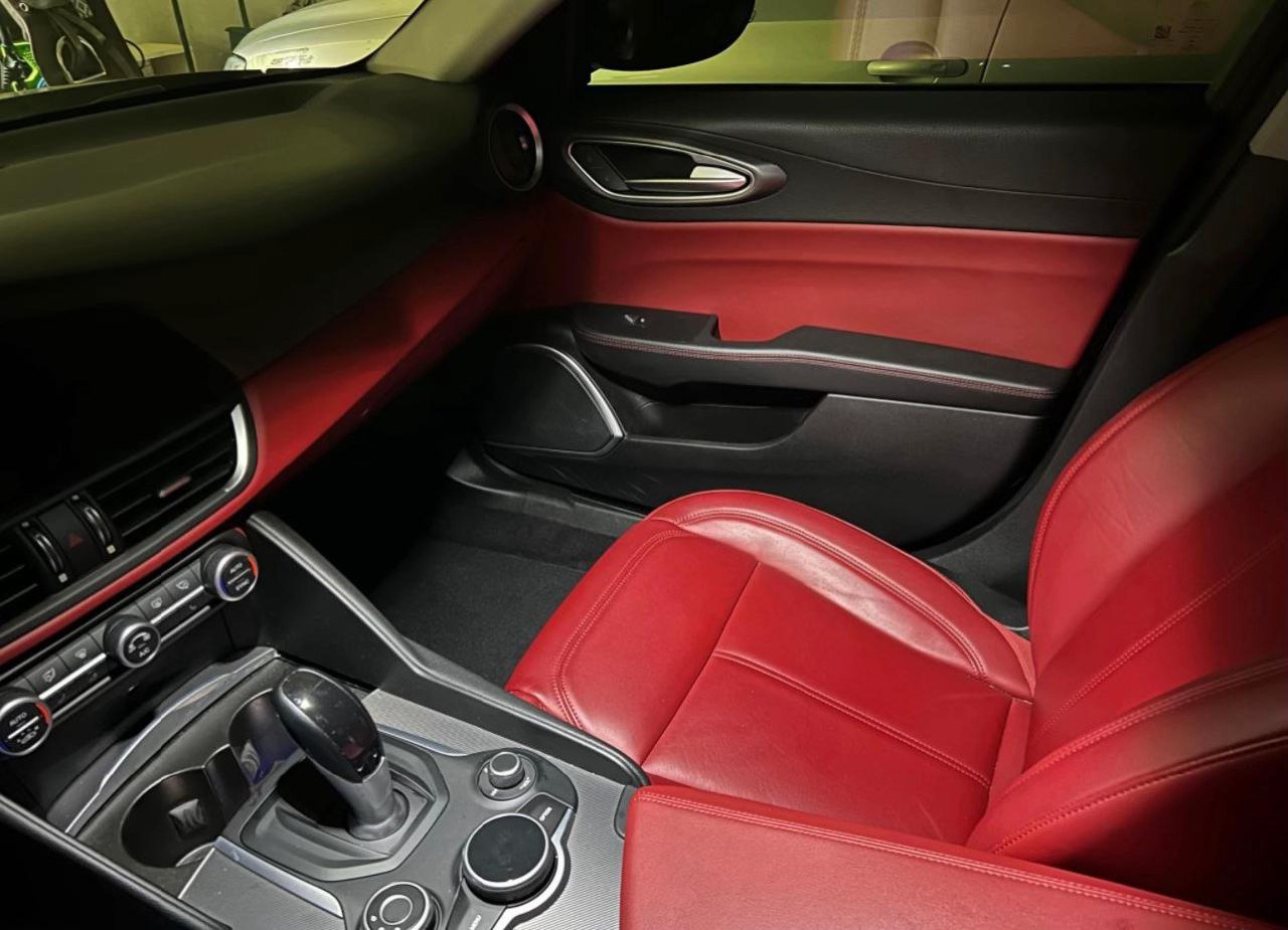 Alfa Romeo giulia q4