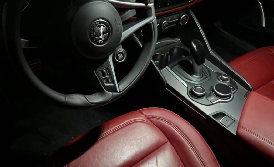 Alfa Romeo giulia q4
