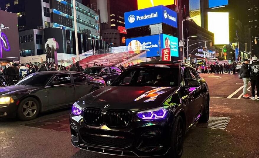 BMW X4 M40i Sport Utility