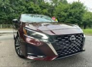 Nissan Altima • Sv