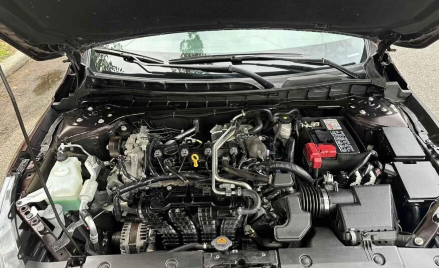 Nissan Altima • Sv