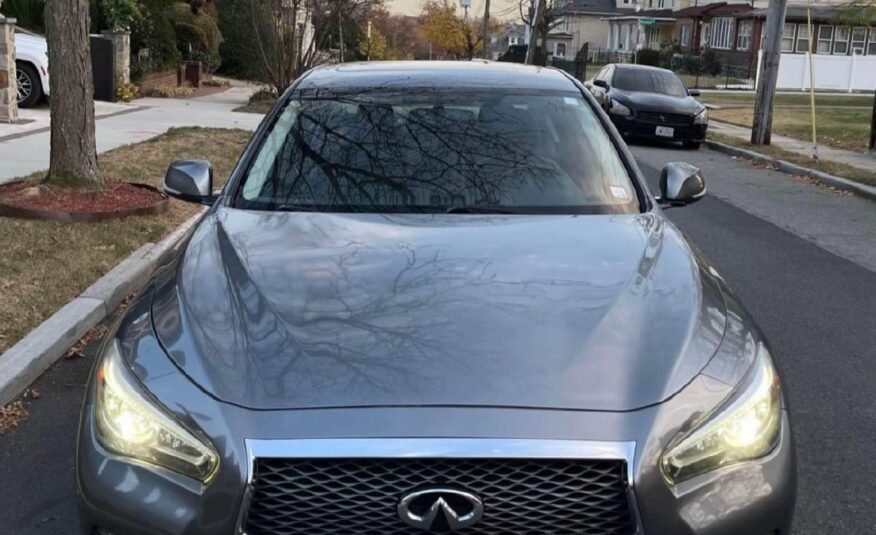 Infiniti Q50 AWD