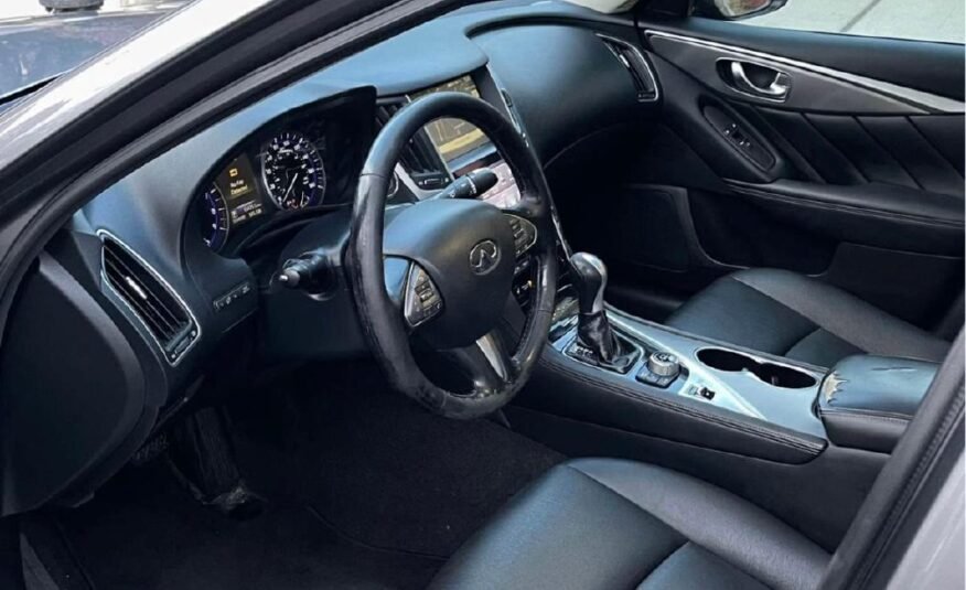 Infiniti Q50 AWD