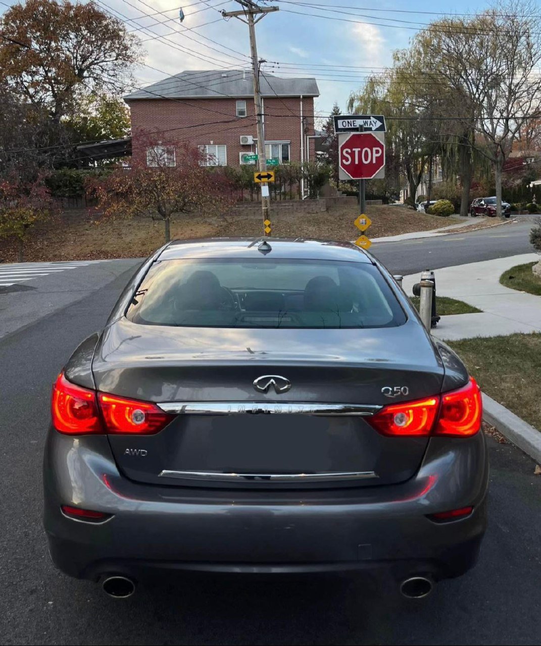 Infiniti Q50 AWD