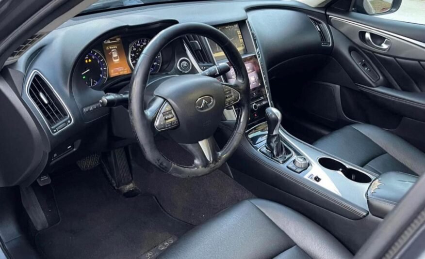 Infiniti Q50 AWD