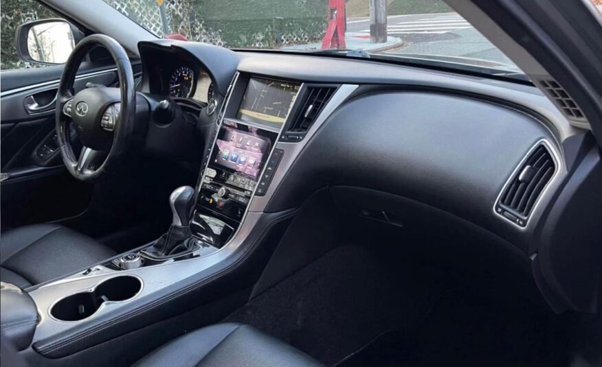 Infiniti Q50 AWD