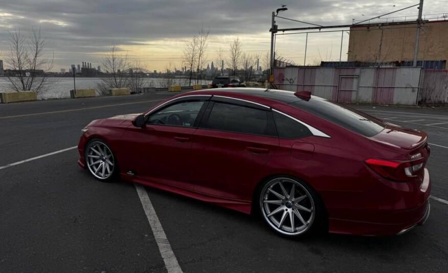 Honda Accord • Sport Sedan 4D