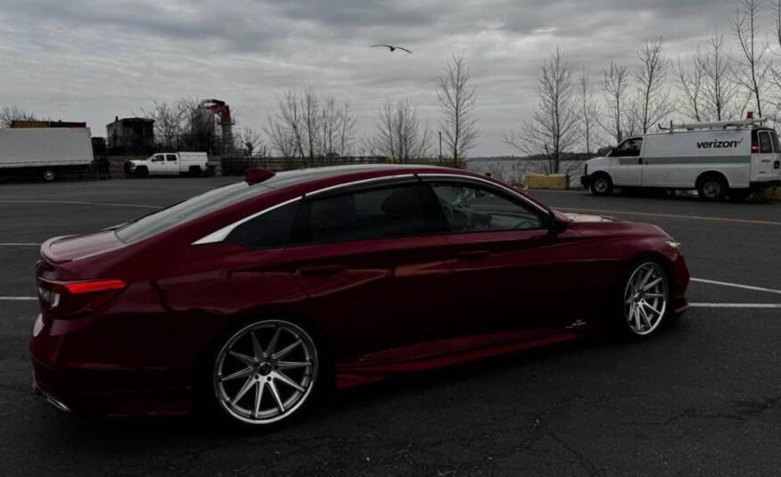 Honda Accord • Sport Sedan 4D