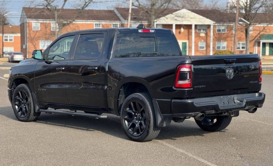RAM 1500 4WD CREW CAB 5.7L SPORT