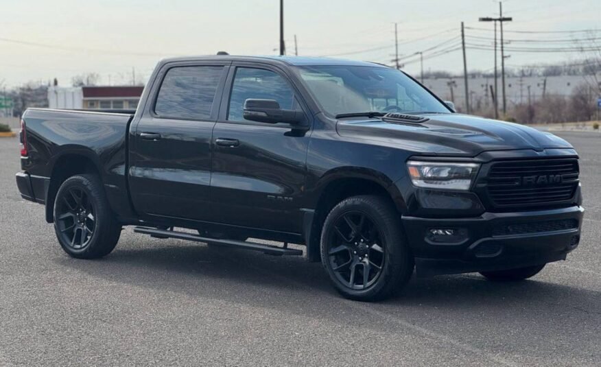 RAM 1500 4WD CREW CAB 5.7L SPORT