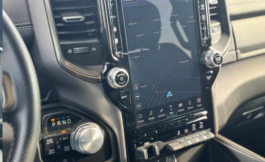 RAM 1500 4WD CREW CAB 5.7L SPORT
