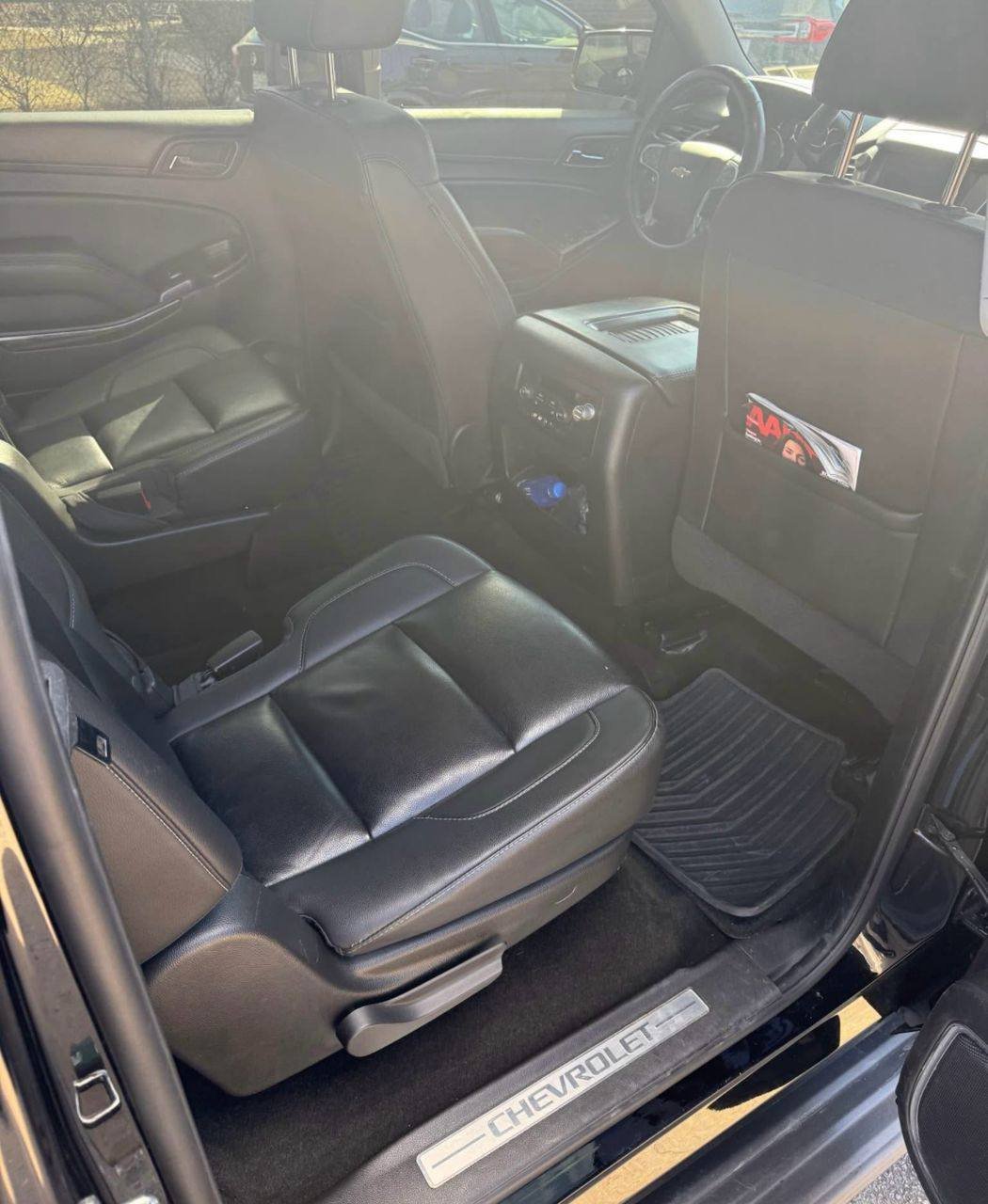 Chevrolet Suburban • LT Sport Utility 4D