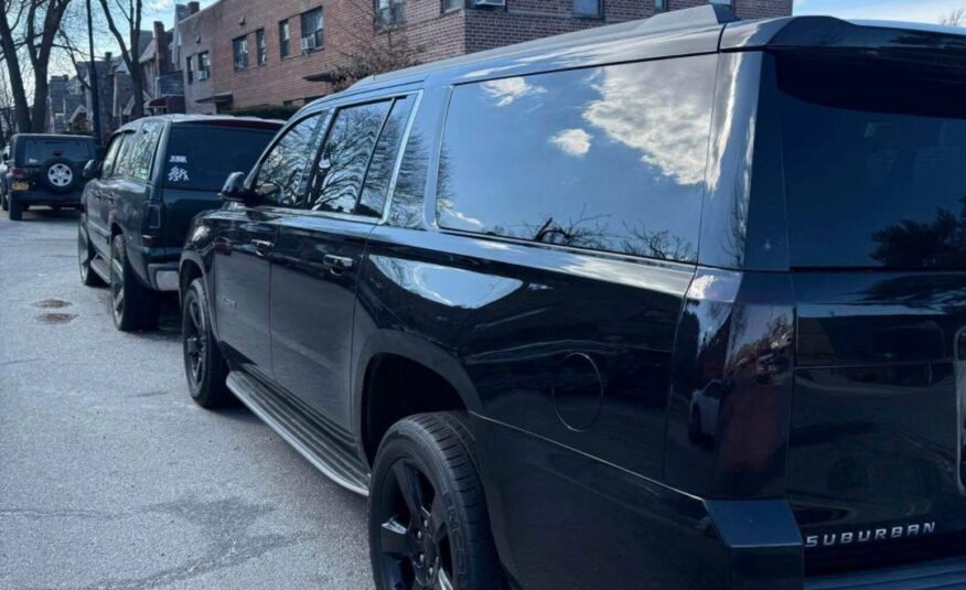 Chevrolet Suburban • LT Sport Utility 4D