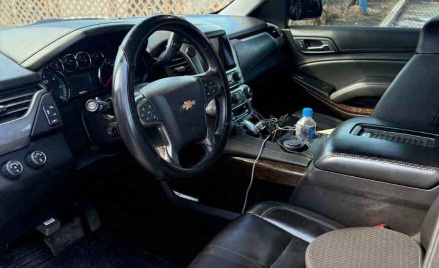 Chevrolet Suburban • LT Sport Utility 4D
