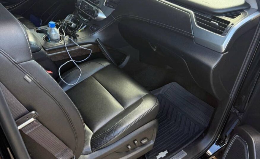 Chevrolet Suburban • LT Sport Utility 4D