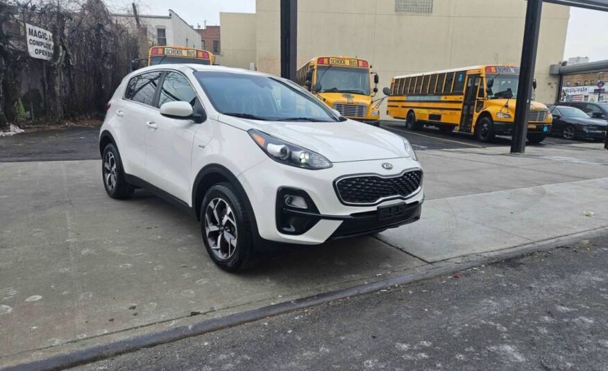 Kia Sportage • LX Sport Utility 4D