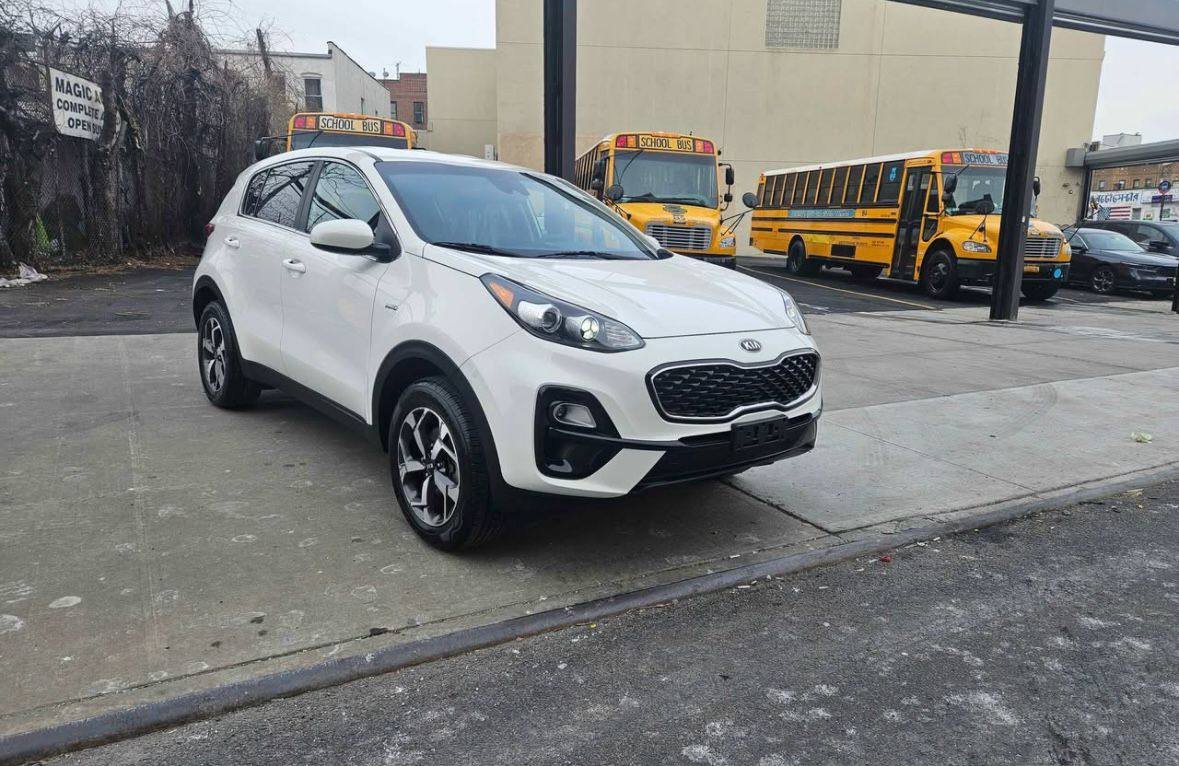 Kia Sportage • LX Sport Utility 4D
