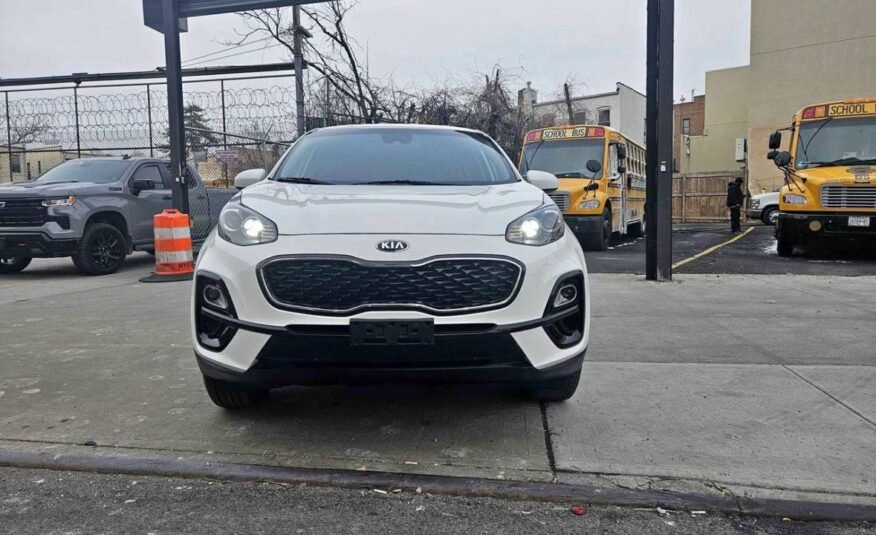 Kia Sportage • LX Sport Utility 4D