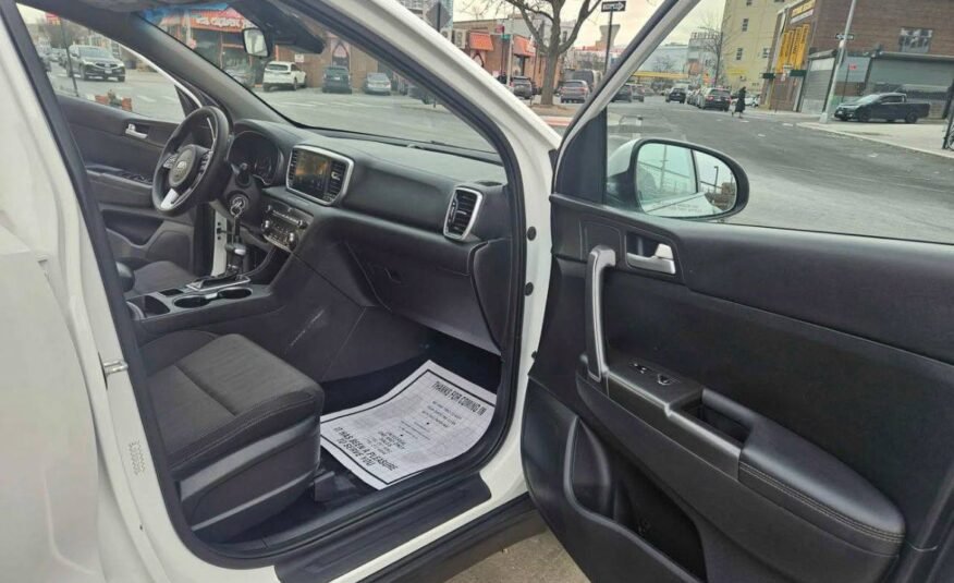 Kia Sportage • LX Sport Utility 4D