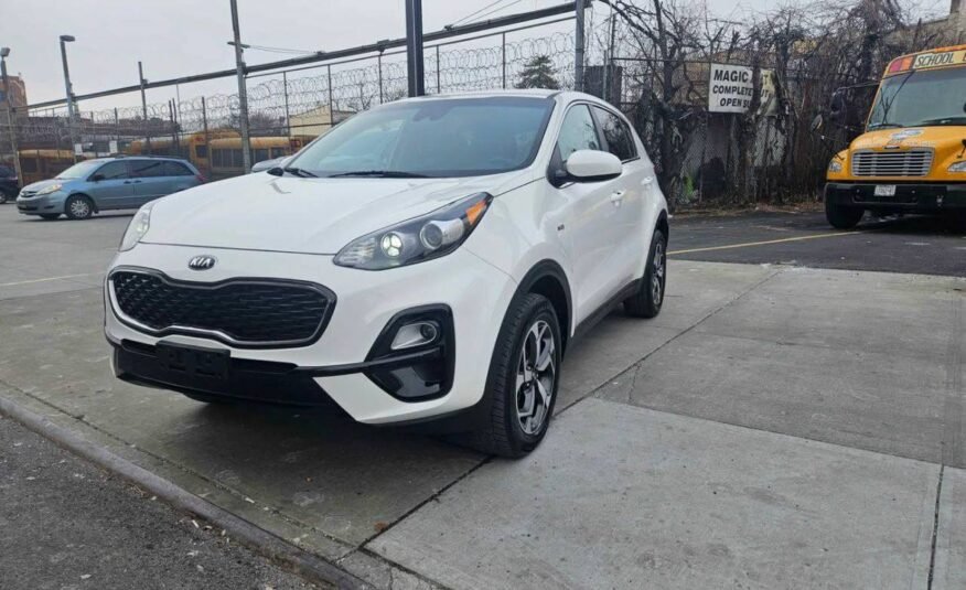 Kia Sportage • LX Sport Utility 4D