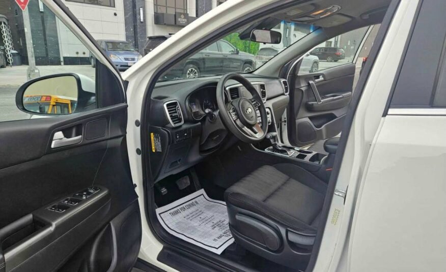 Kia Sportage • LX Sport Utility 4D