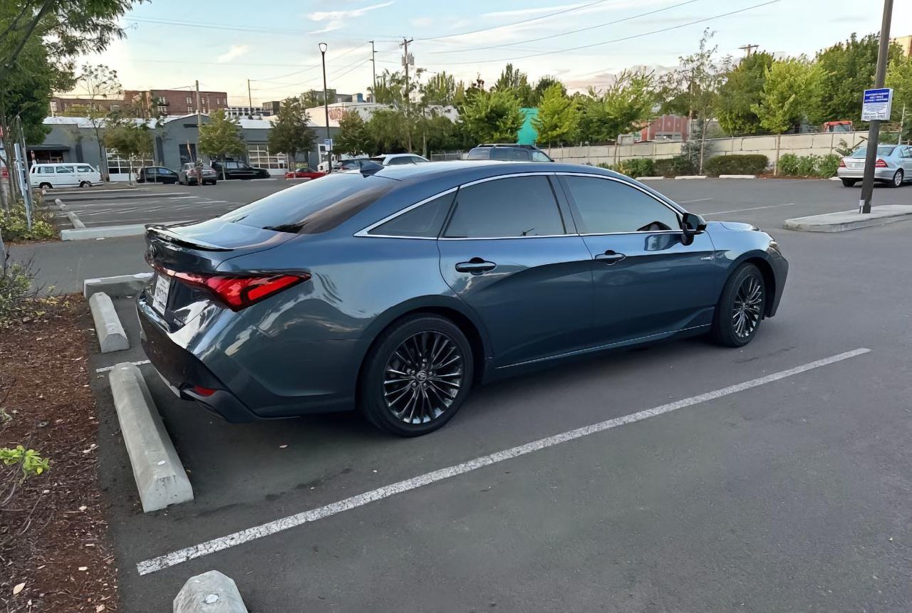 Toyota Avalon Hybrid