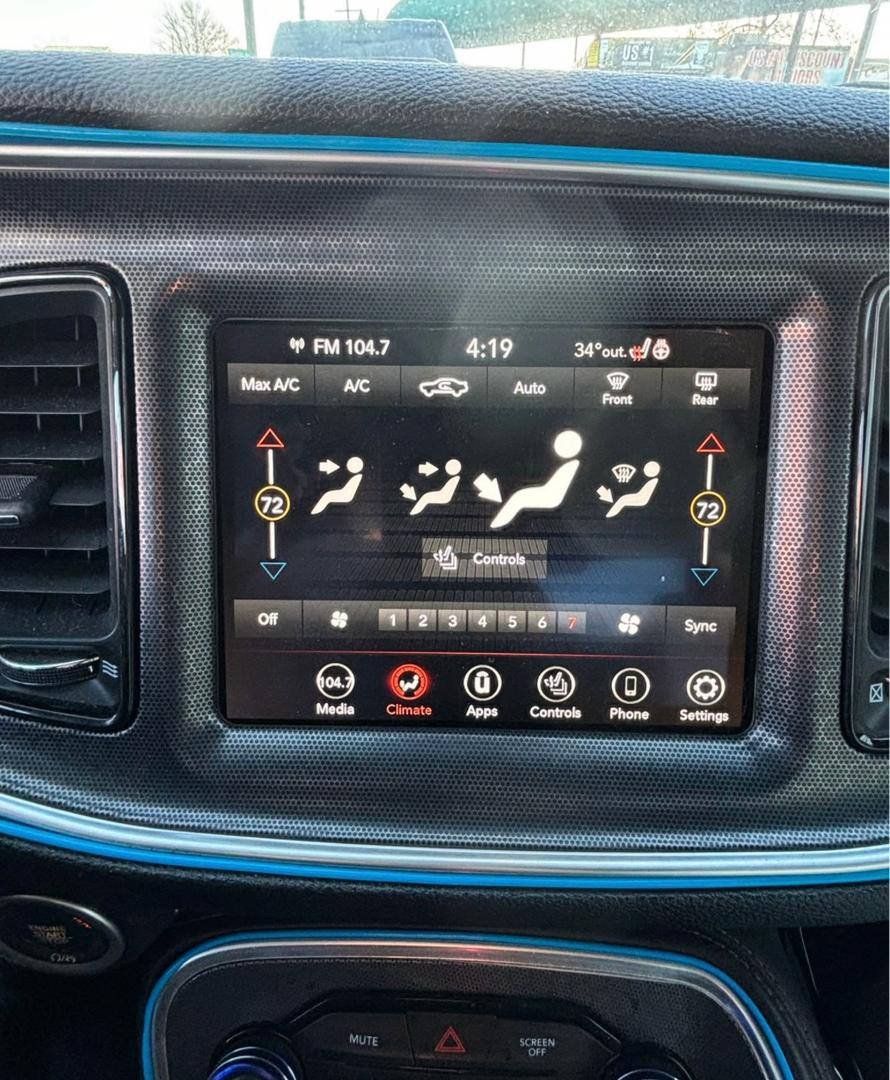 Dodge Challenger • GT Coupe 2D