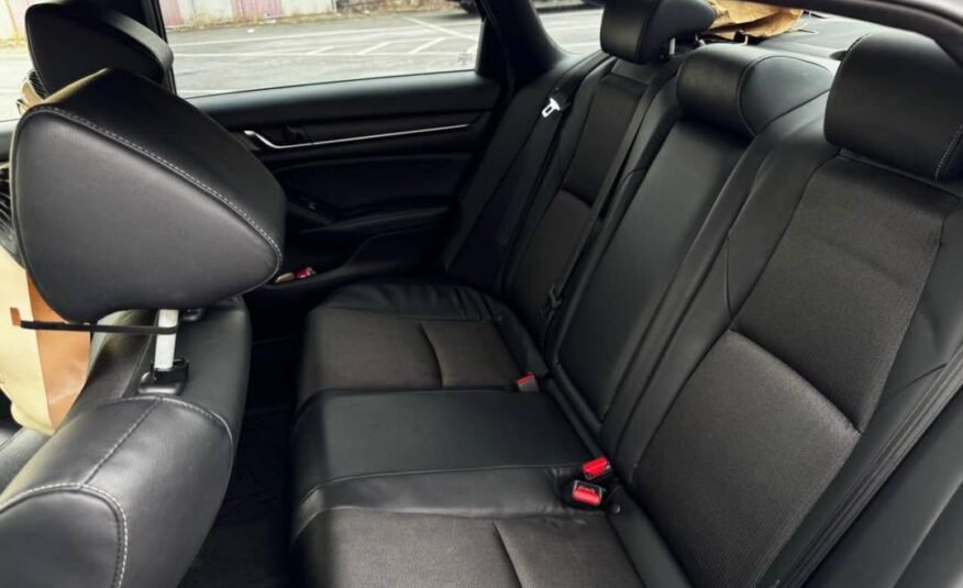 Honda Accord • Sport Sedan 4D