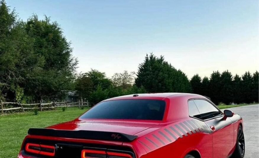 Dodge Challenger · R/T Plus Coupe 2D
