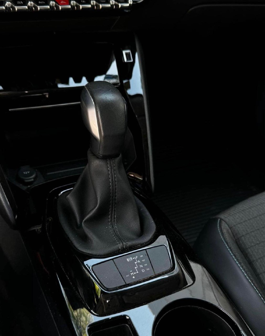 PEUGEOT 2008 ALLURE