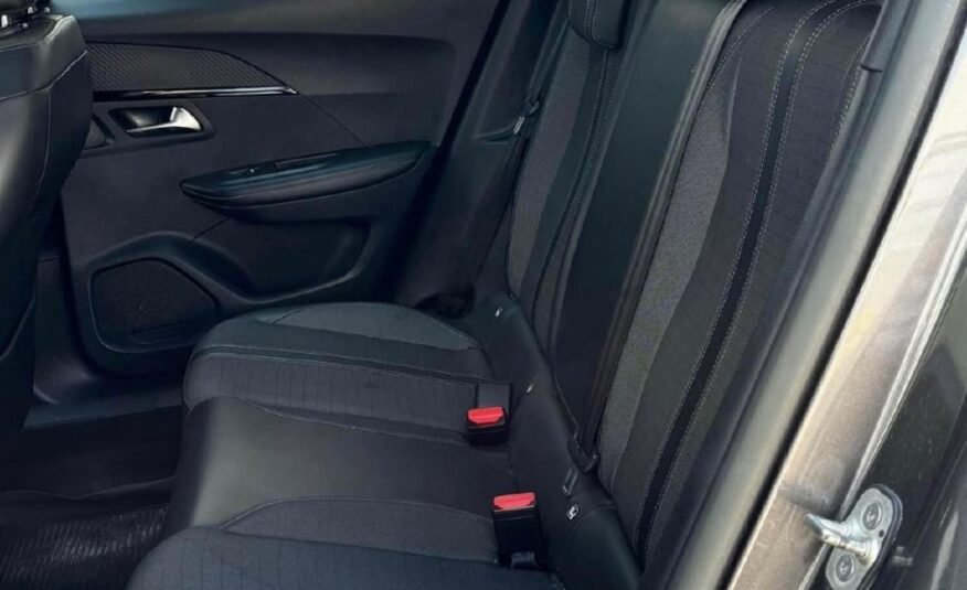 PEUGEOT 2008 ALLURE