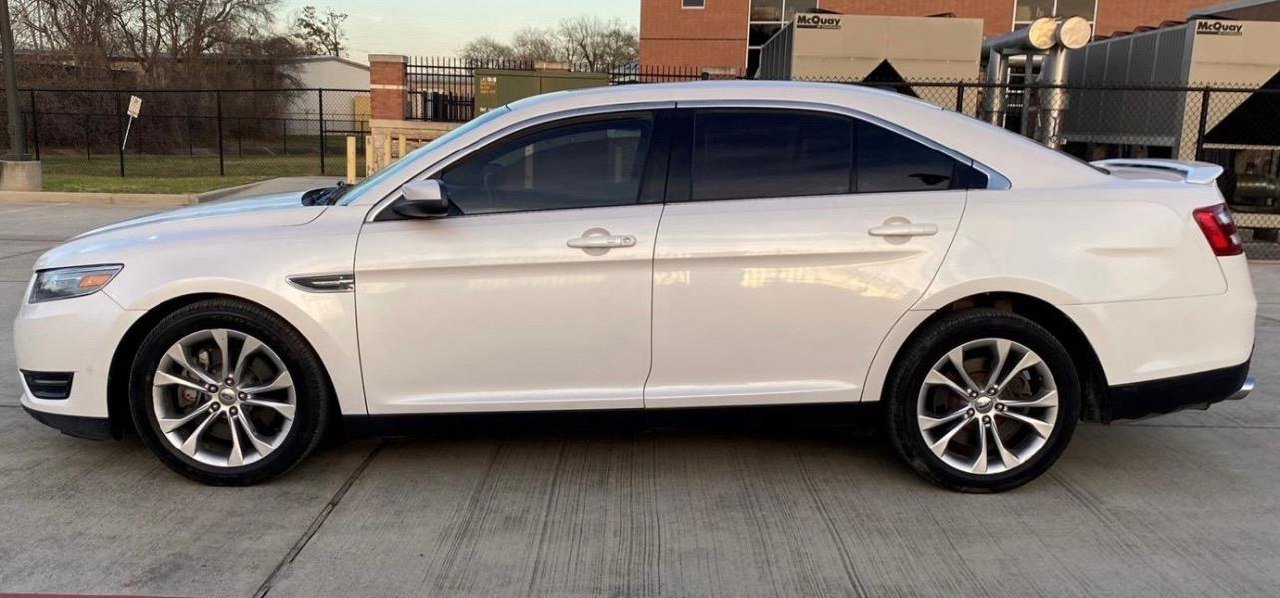 Ford Taurus