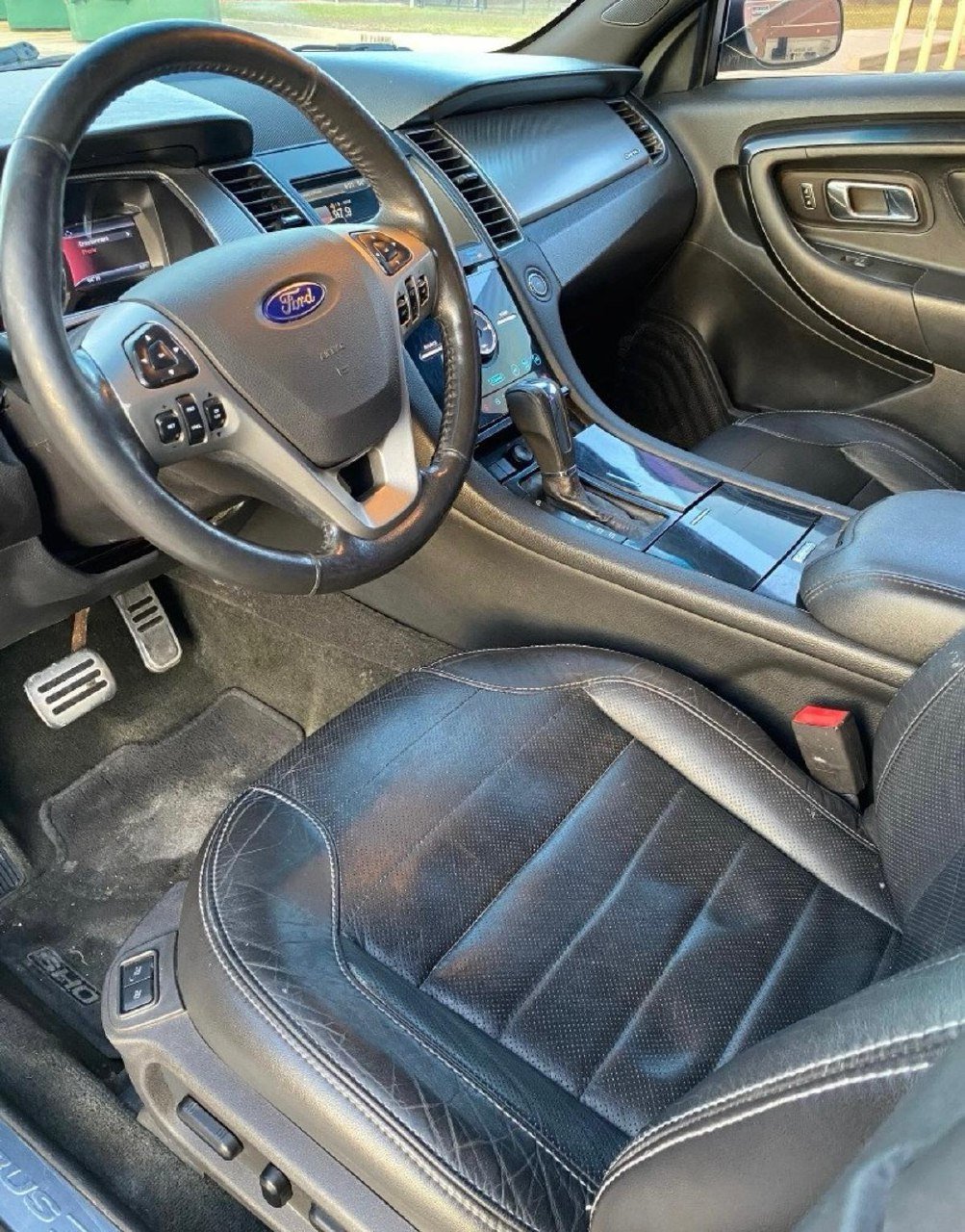 Ford Taurus