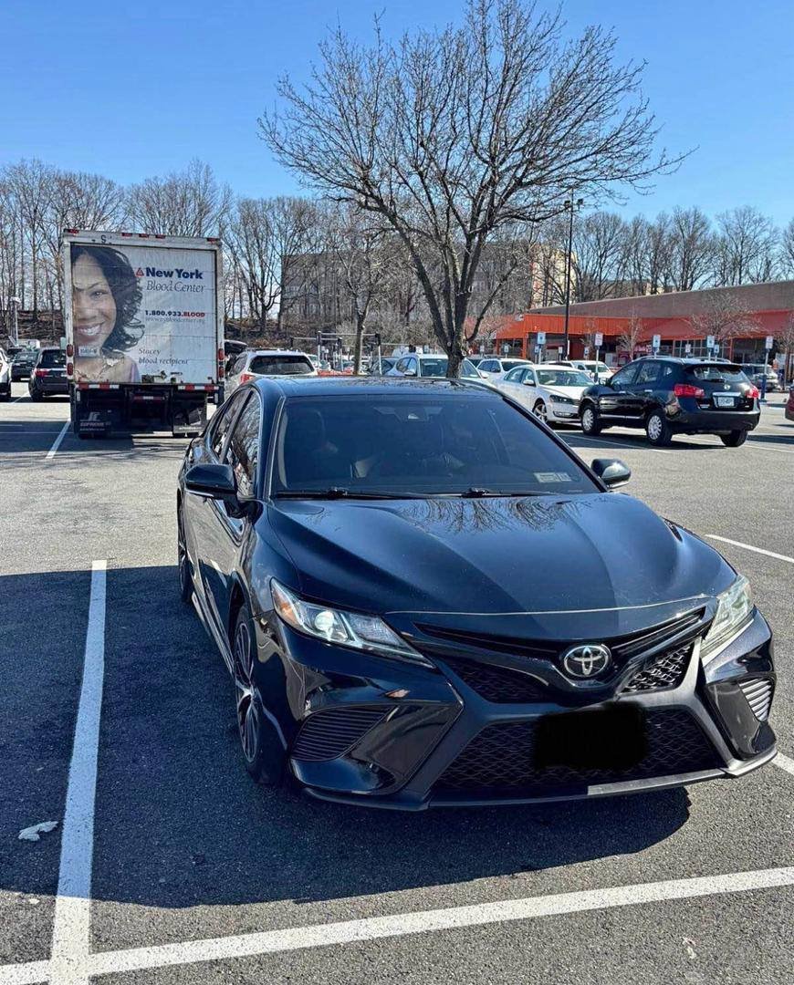 Toyota Camry • LE Sedan 4D