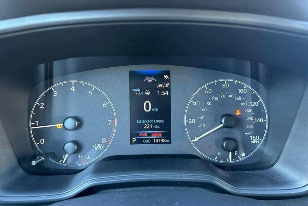 Toyota Corolla LE