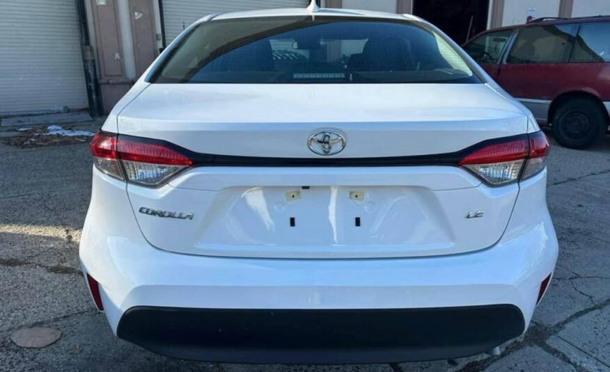 Toyota Corolla LE