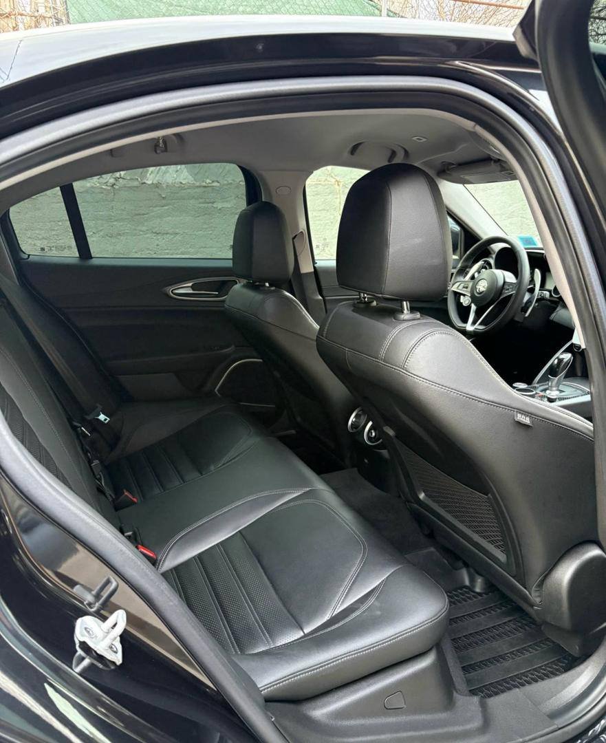 Alfa Romeo Giulia • Giulia