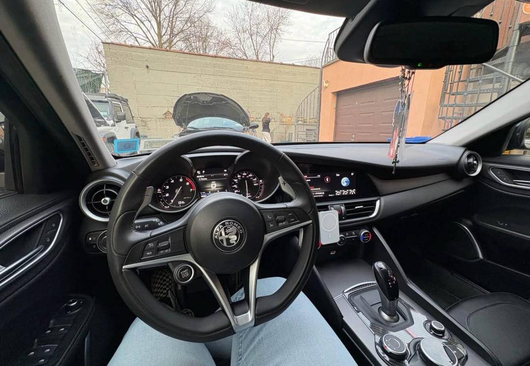 Alfa Romeo Giulia • Giulia