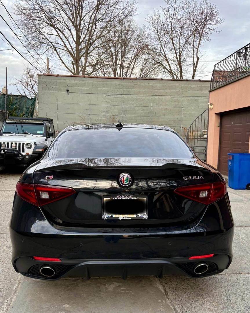 Alfa Romeo Giulia • Giulia