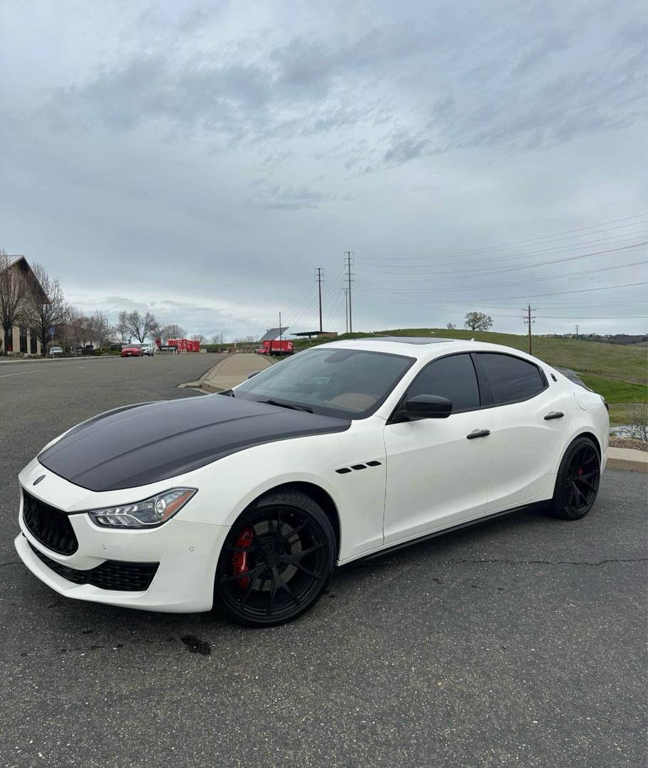 Maserati Ghibli • S Q4