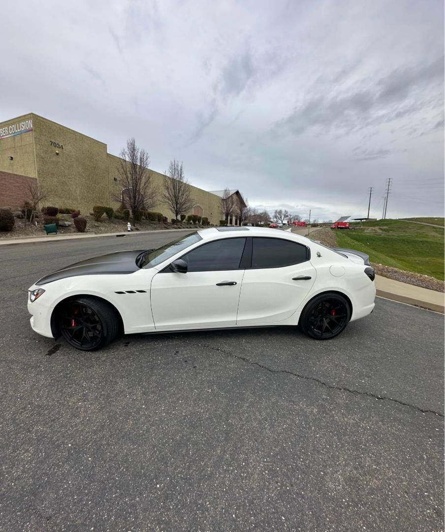 Maserati Ghibli • S Q4