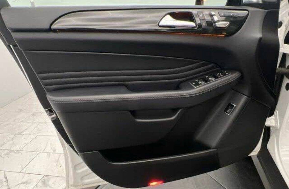 Mercedes-Benz GLE • AMG