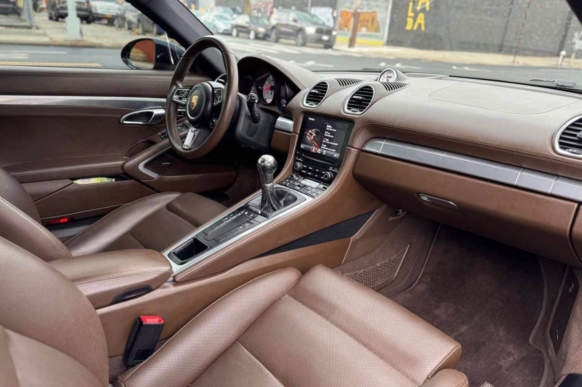 Porsche. 718 Cayman • S Coupe 2D