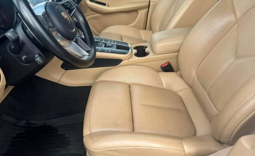 Porsche Macan • S Sport Utility 4D