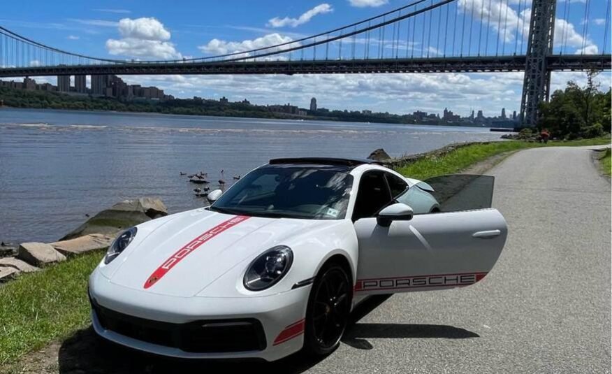 Porsche 911 • Carrera Coupe 2D